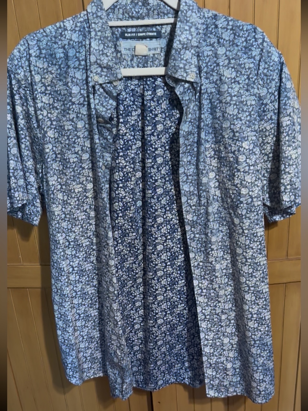 Old Navy Navy Blue Floral Short-Sleeve Button-Down Shirt